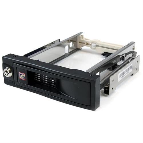 StarTech.com 5.25in Trayless Hot Swap Mobile Rack for 3.5in Hard Drive TAA-Compliant 13.3 cm (5.25") Bezel panel Black 3.5" Serial ATA Serial ATA II Serial ATA III Aluminium PU plastic - Image 1