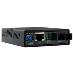 StarTech.com 10/100 Ethernet to Multi Mode Fiber Media Converter SC 2 km - Thumbnail 2