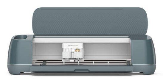 Cricut Maker 4 Essentials Bundle Electronic - Image 1