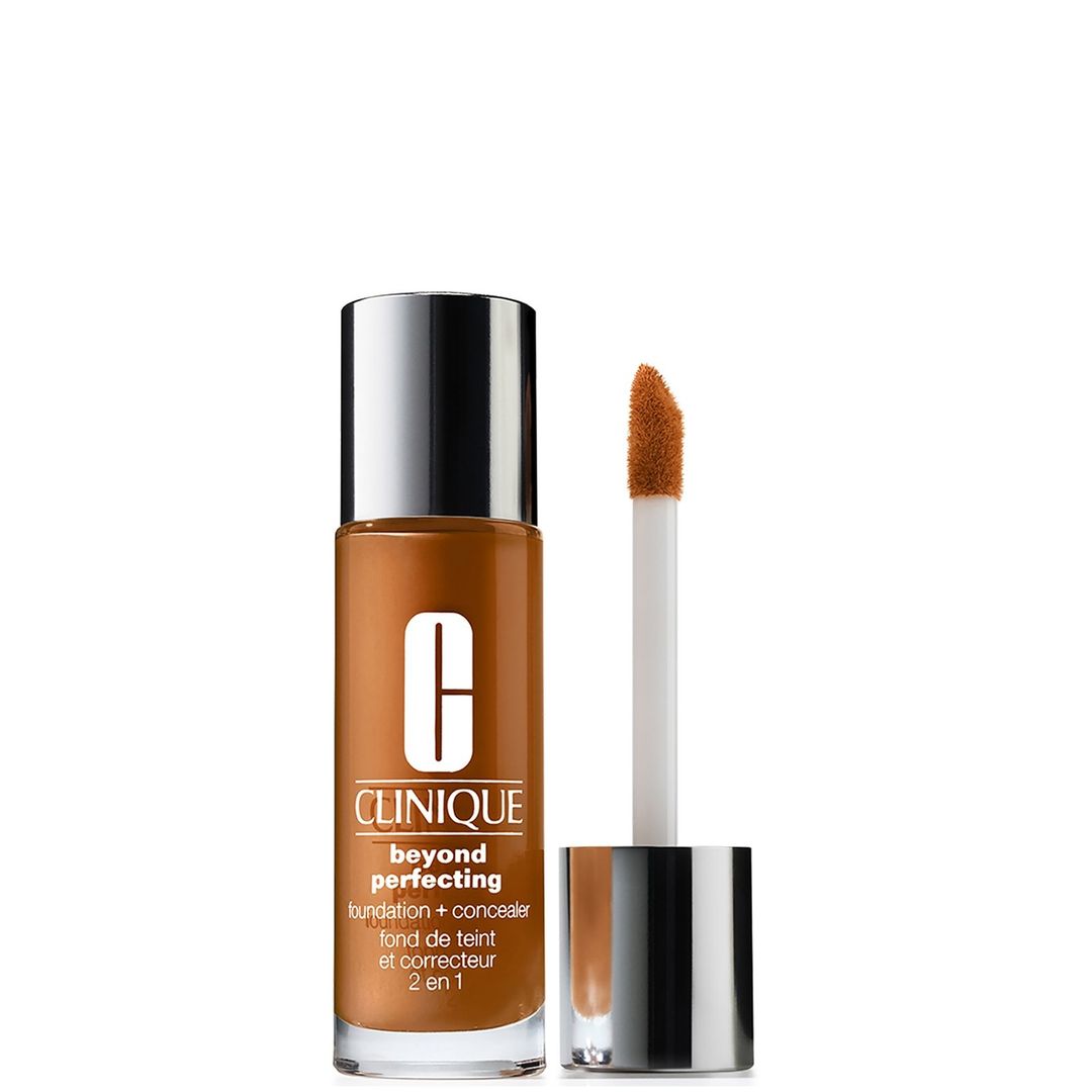 Clinique Beyond Perfecting Foundation and Concealer 30ml (Various Shades) - Amber - Image 1