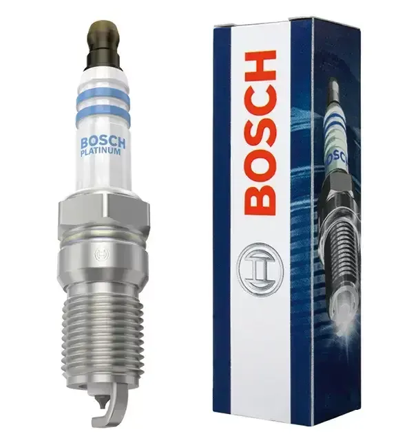 Bosch Platinum Spark Plug Hr8Dpp15V | 0242 229 652 | Euro Car Parts - Image 1