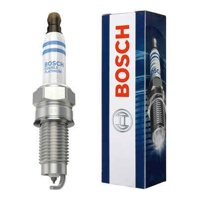 Bosch Platinum Spark Plug Yr7Lpp332W | 0242 135 510 | Euro Car Parts - Thumbnail 2