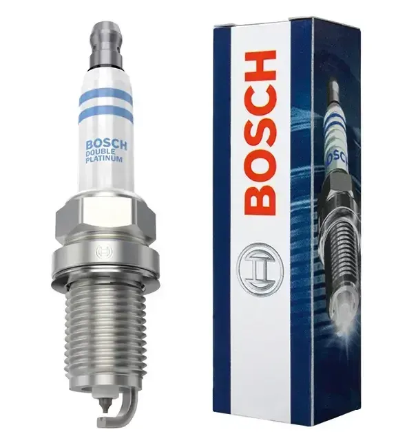 Bosch Platinum Spark Plug Fr7Kpp332 | 0242 235 776 | Euro Car Parts - Image 1