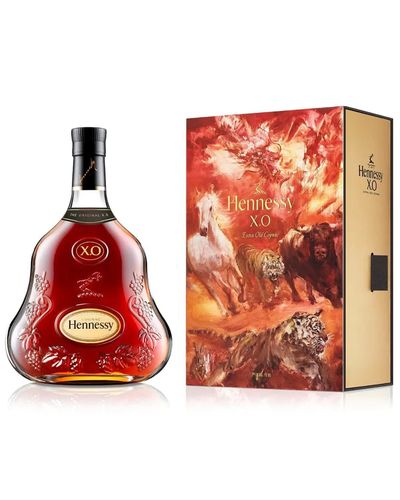 Hennessy XO by Yan Pei-Ming / Chinese New Year 2023 Gift Box