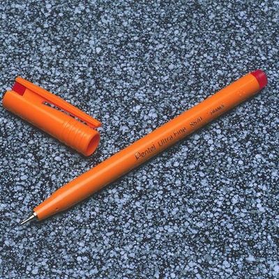 Pentel Ultra Fine fineliner Red 12 pc(s)