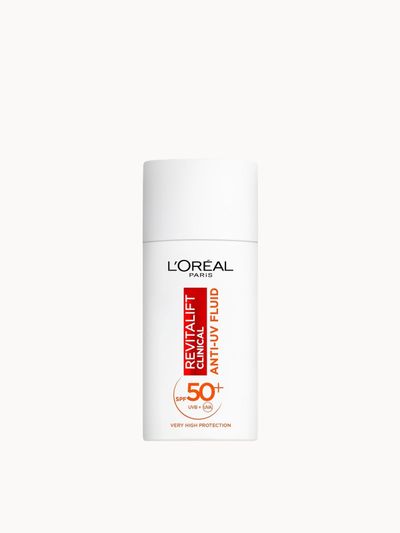 L’Oréal Paris Revitalift Clinical SPF 50+ Vitamin C Daily Invisible Fluid, 50ml - Thumbnail 2