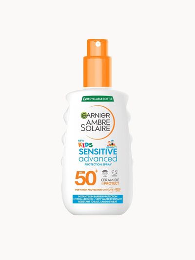 Garnier Ambre Solaire Kids' SPF 50+ Sensitive Advanced Sun Spray 150ml - Thumbnail 2