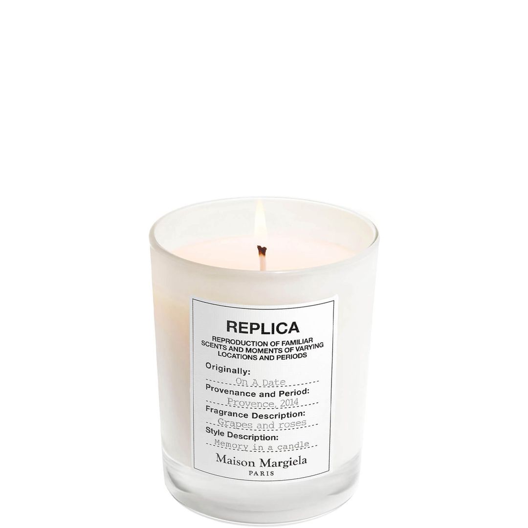 Maison Margiela Replica on a Date Candle 165g - Image 1