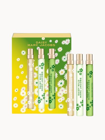 Marc Jacobs Women's Daisy Fragrance for Women Travel Trio Gift Set in Misc - Thumbnail 2
