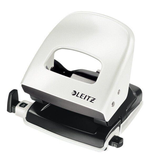 Leitz Hole Punch WOW 5008 Metal 2-hole / 30sheets - Image 1