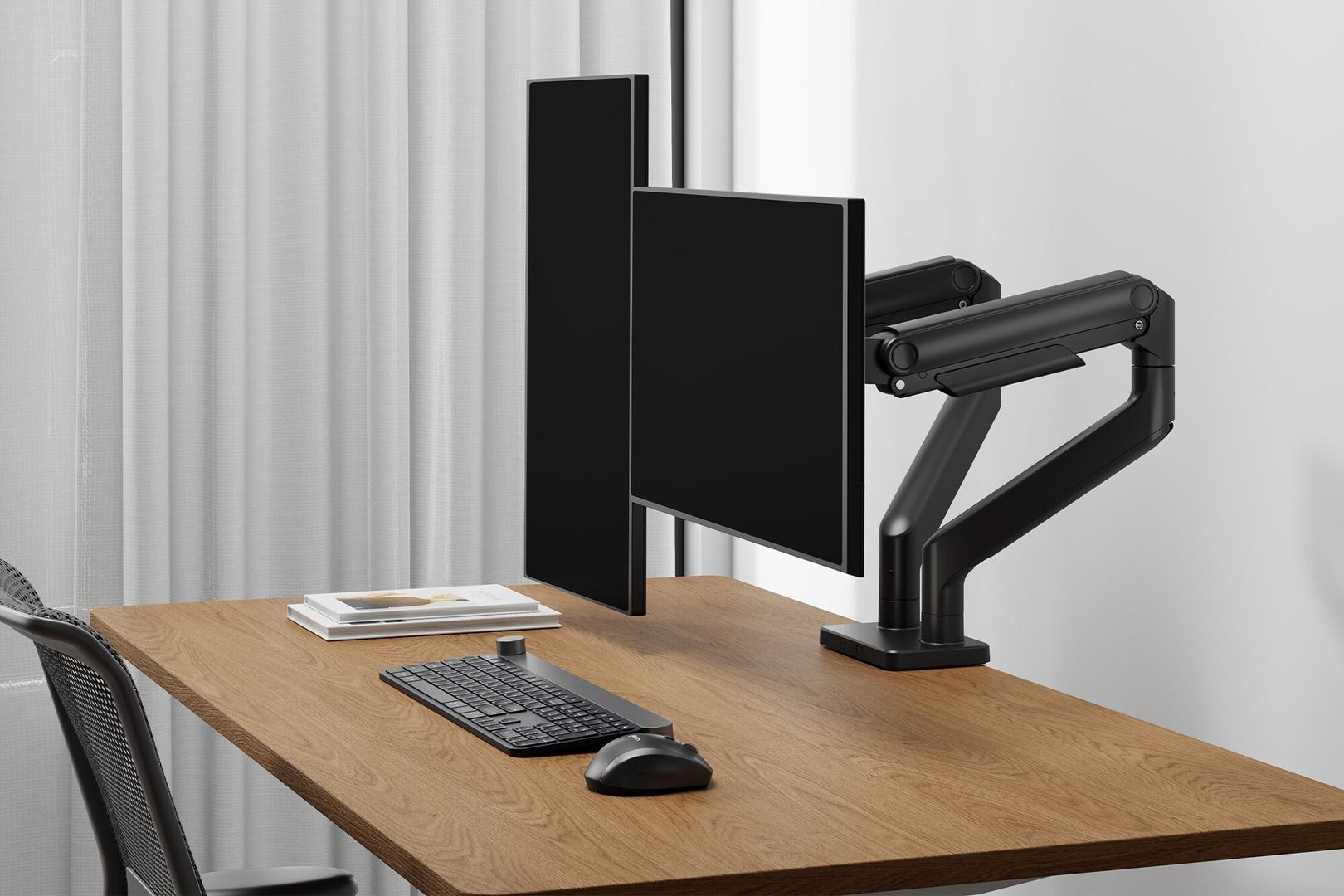 Digitus Dual Monitor Mount. 2x 45". 2x 20 kg - Image 1