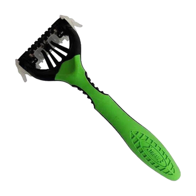 Wilkinson Sword Men's Xtreme 3 Comfort Plus Sensitive Disposable Razors - 4 Pack in Black - Thumbnail 2
