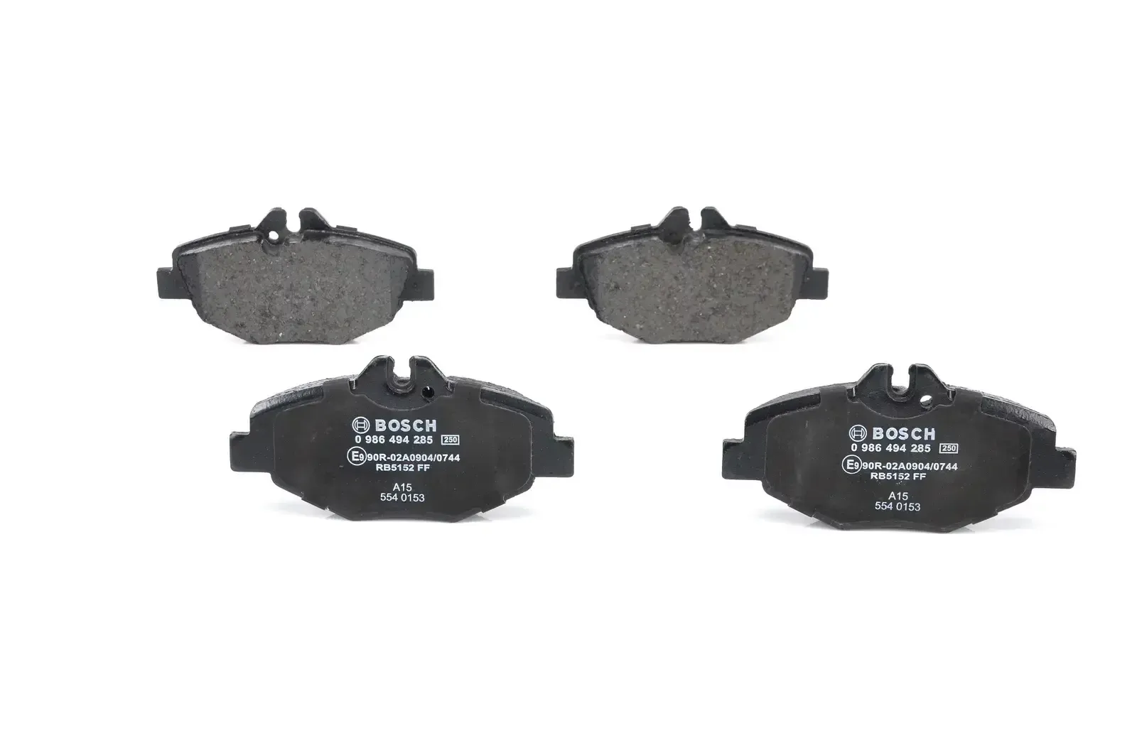Bosch Front Brake Pads Mercedes W211 2002-> | 0986 494 285 | Euro Car Parts - Image 1