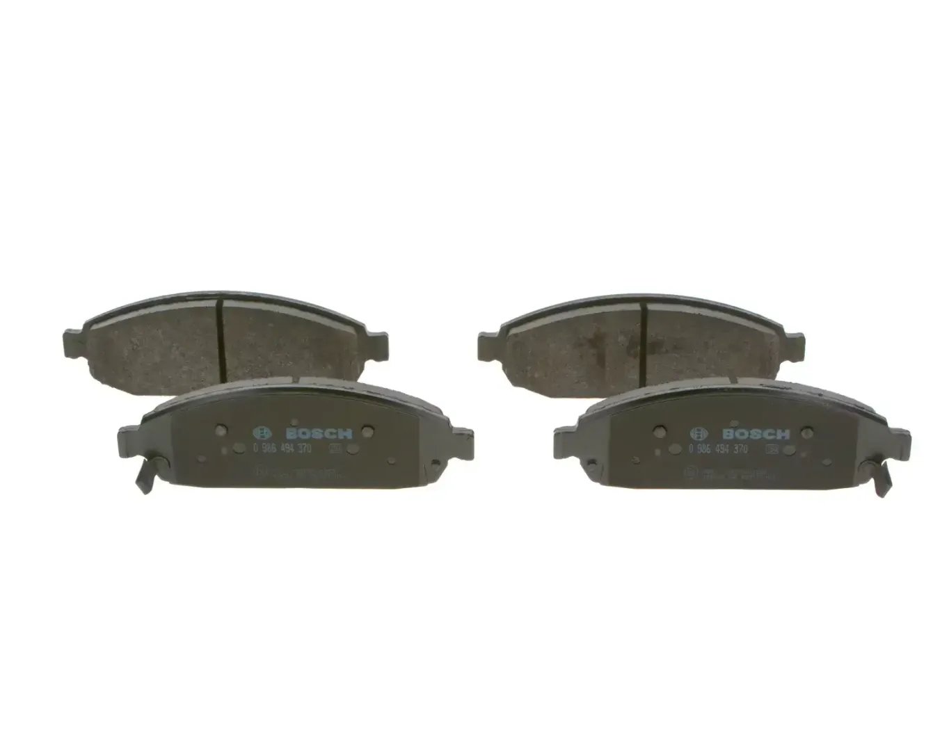 Bosch Front Brake Pads Chrysler Commander | 0986 494 370 | Euro Car Parts - Image 1