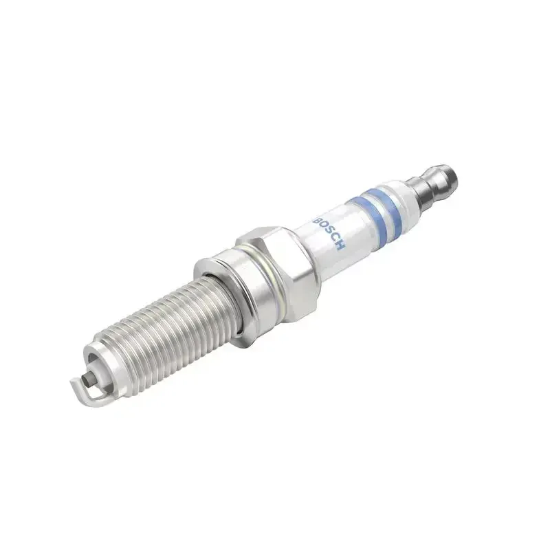 Bosch Nickel Spark Plug Yr7Me | 0242 135 545 | Euro Car Parts - Image 1