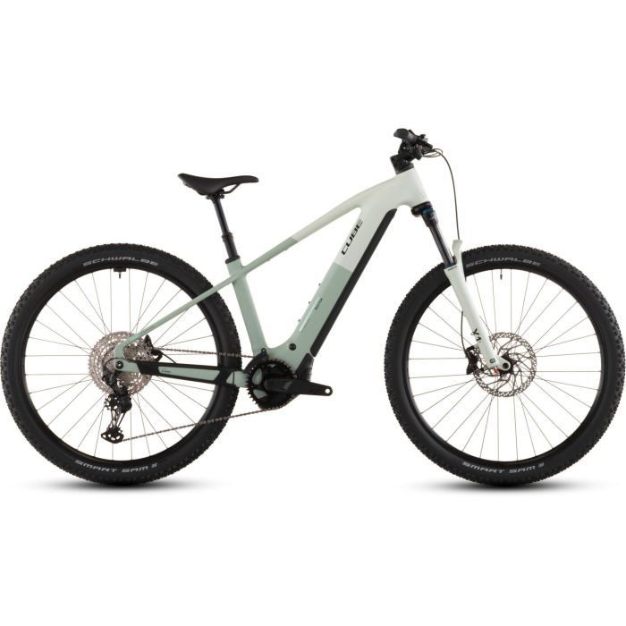 Cube Reaction Hybrid Pro 800 - Image 1