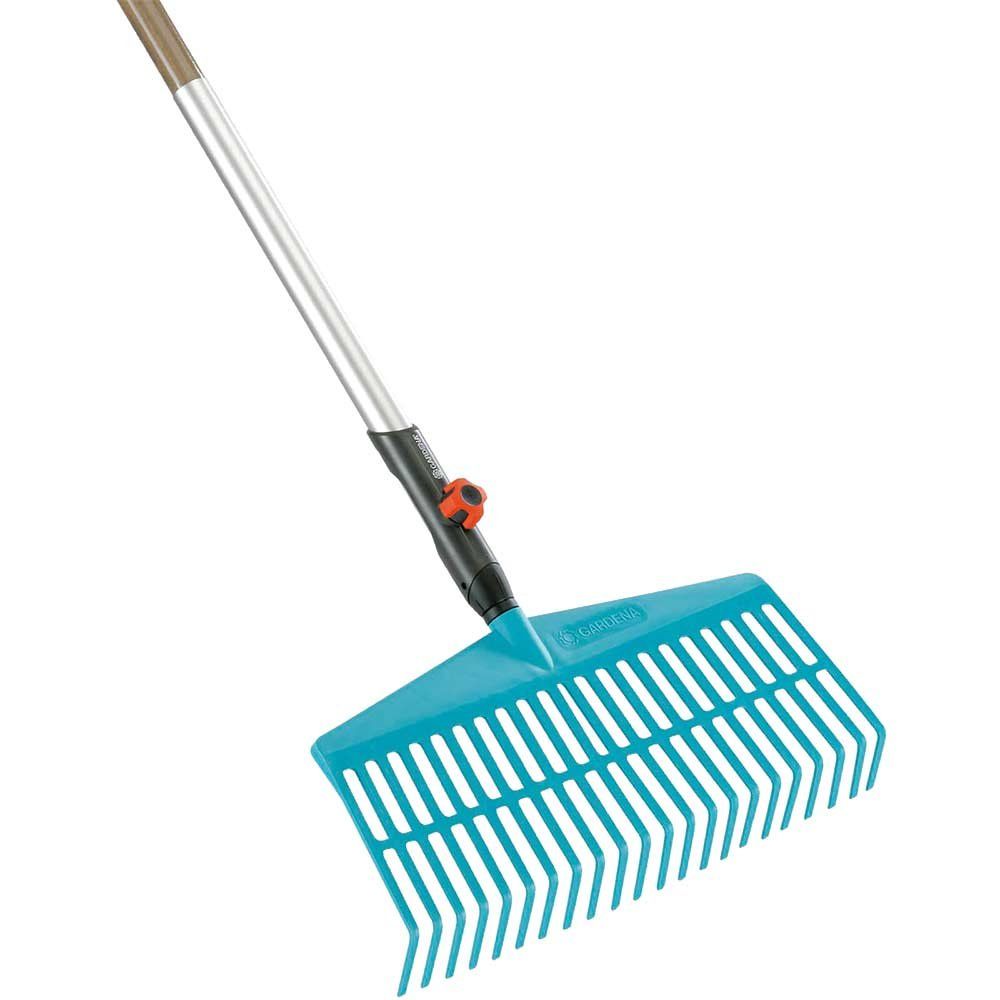 Gardena COMBISYSTEM Lawn Rake 1.3m - Image 1