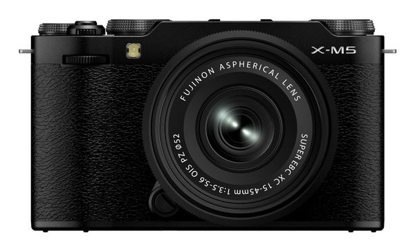 FUJIFILM X-M5 Mirrorless Camera with FUJINON XC 15-45 mm f/3.5-5.6 OIS PZ Lens - Black, Black