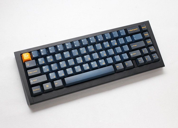 Ducky Outlaw 65 keyboard Universal USB Black - Image 1