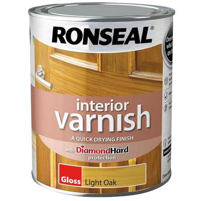 Ronseal 39431 Interior Varnish Quick Dry Gloss Light Oak Gloss 750Ml - Thumbnail 2