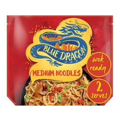 Blue Dragon Medium Noodles Wok Ready 300g - Thumbnail 2
