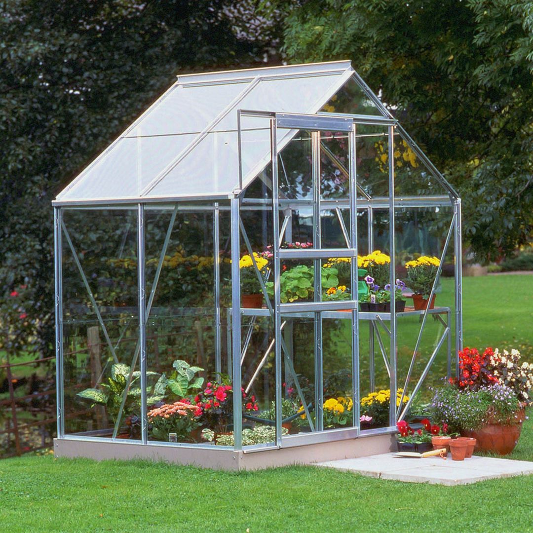 6'4 x 4'4 Halls Popular 64 Small Greenhouse (1.93 x 1.31m) - Image 1