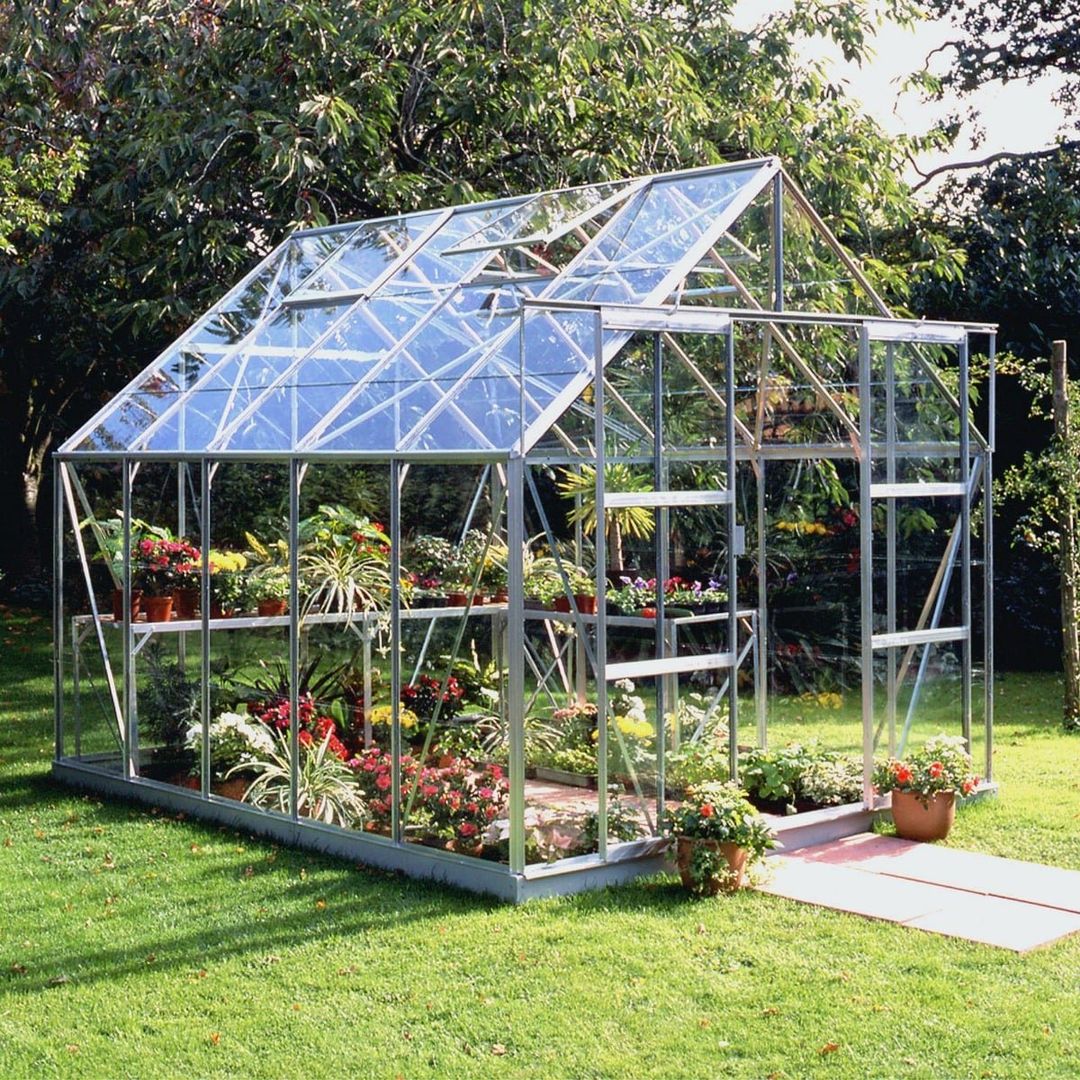 8'6 x 10'7 Halls Magnum 810 Greenhouse (2.57 x 3.22m) - Image 1