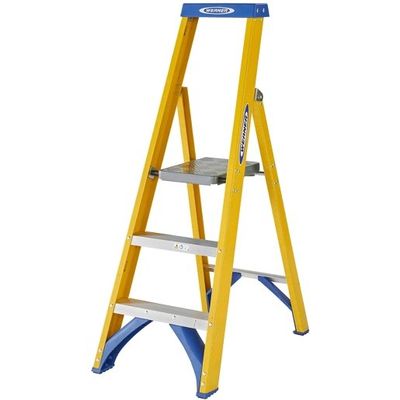 Werner Werner Fibreglass Platform Stepladder Trade 3 Tread
