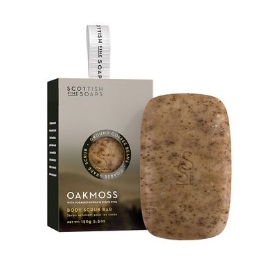 Scottish Fine Soaps Oakmoss Body Scrub Bar 150g in Misc