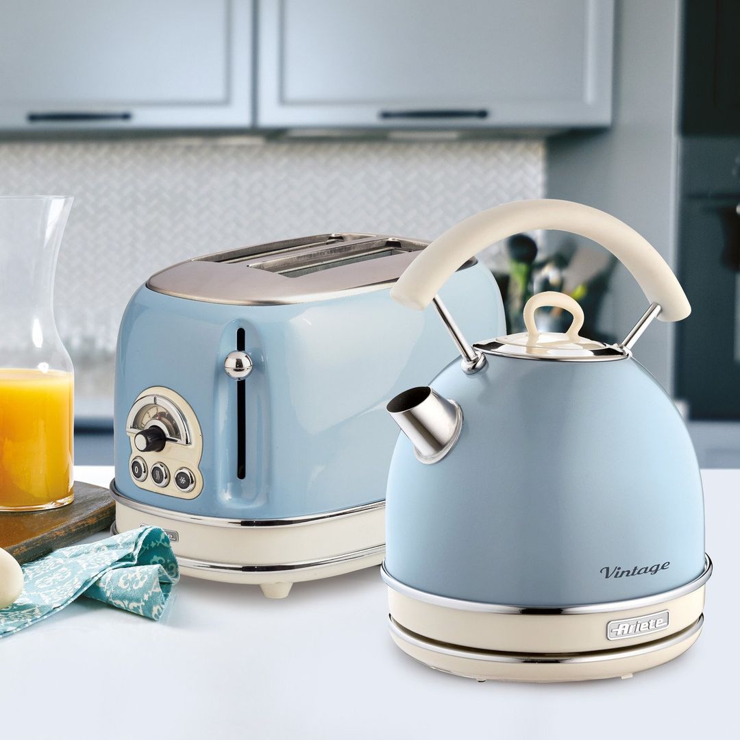 ARIETE Vintage ARPK12 2-Slice Toaster & Traditional Kettle Bundle - Blue - Image 1