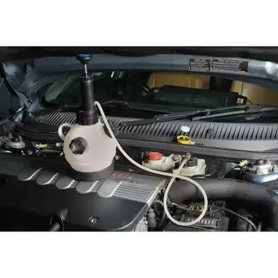 Laser Manual Pressure Brake Bleeder 2L | 4832 | Euro Car Parts