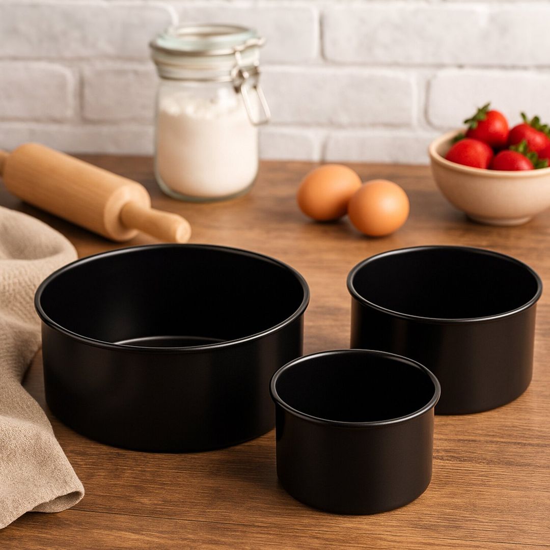 From Scratch Set Of Three Round Cake Tins - Black - Image 1