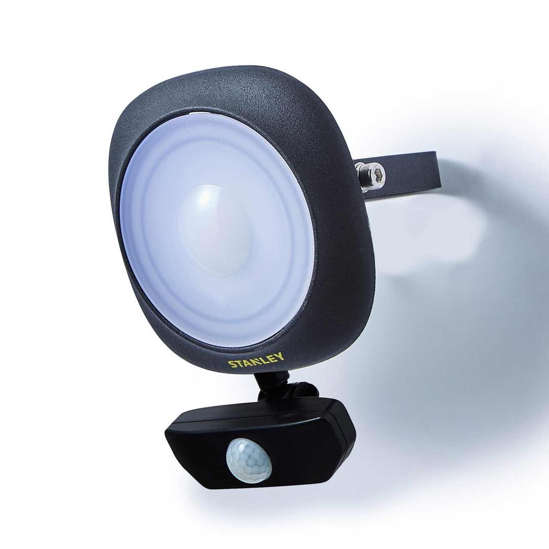 Stanley 10W LED Die-cast Floodlight with PIR in Black - Image 1