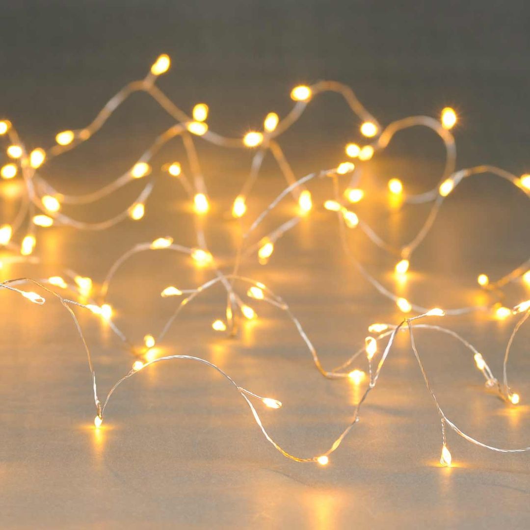 Festive 4m Multifunction Battery Cluster Fairy Lights 80 Warm White LEDs - Image 1