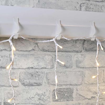 Festive Pack Of 16 Large Gutter Clips - Clear