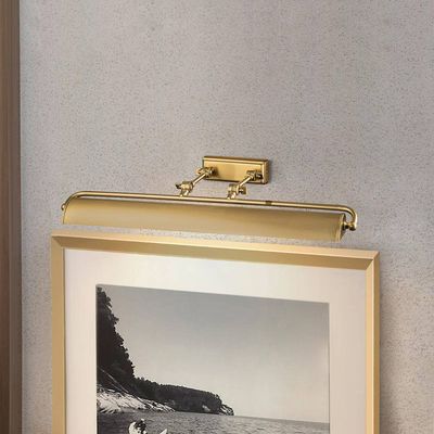 Elstead Winchfield wall light, width 70 cm, brass/brass