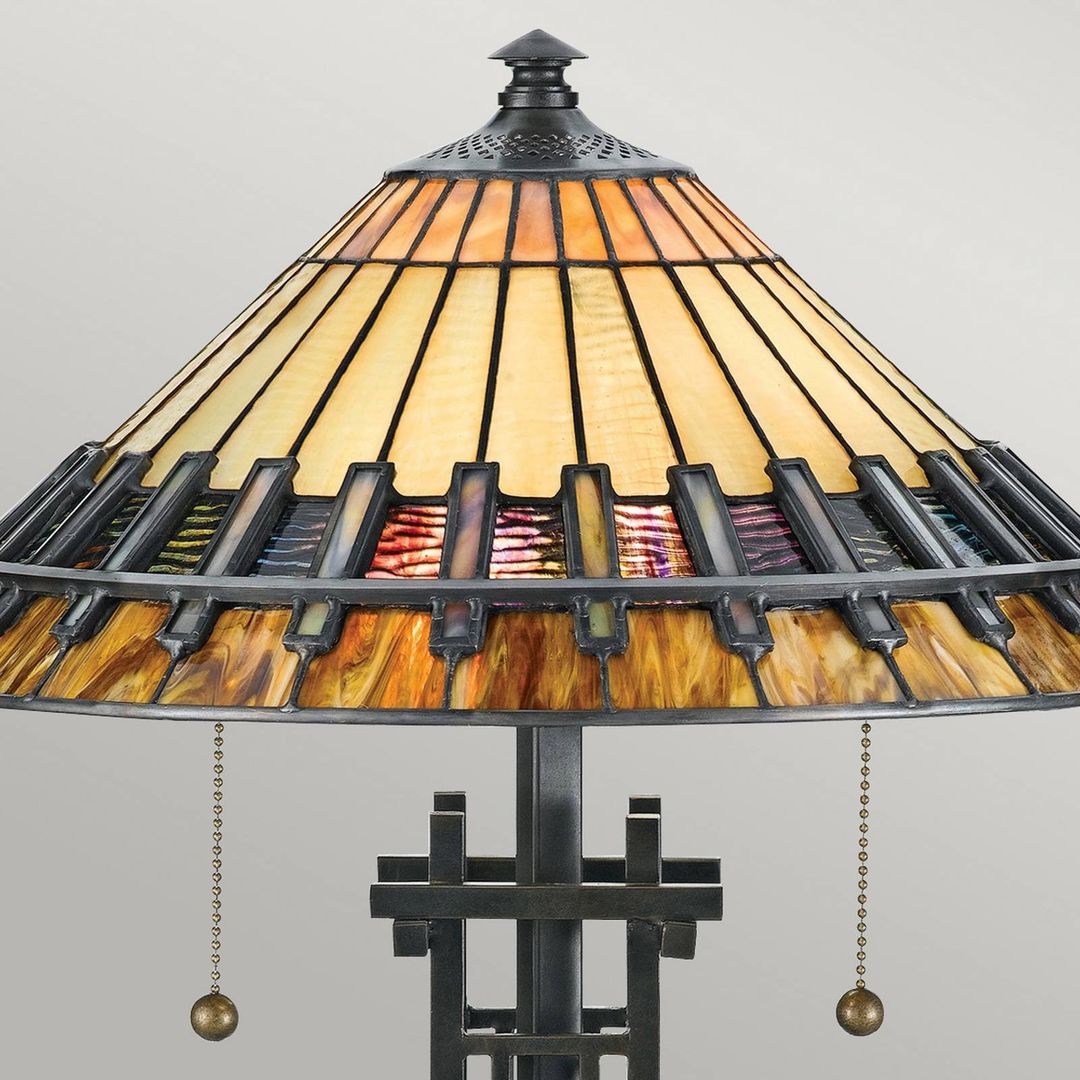 QUOIZEL Chastain table lamp, Tiffany-style lampshade - Image 1