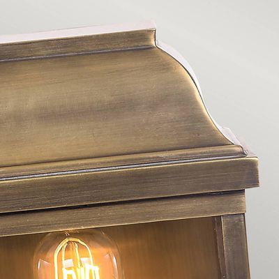 Victoria Wall Light Brass - Brass - Thumbnail 2