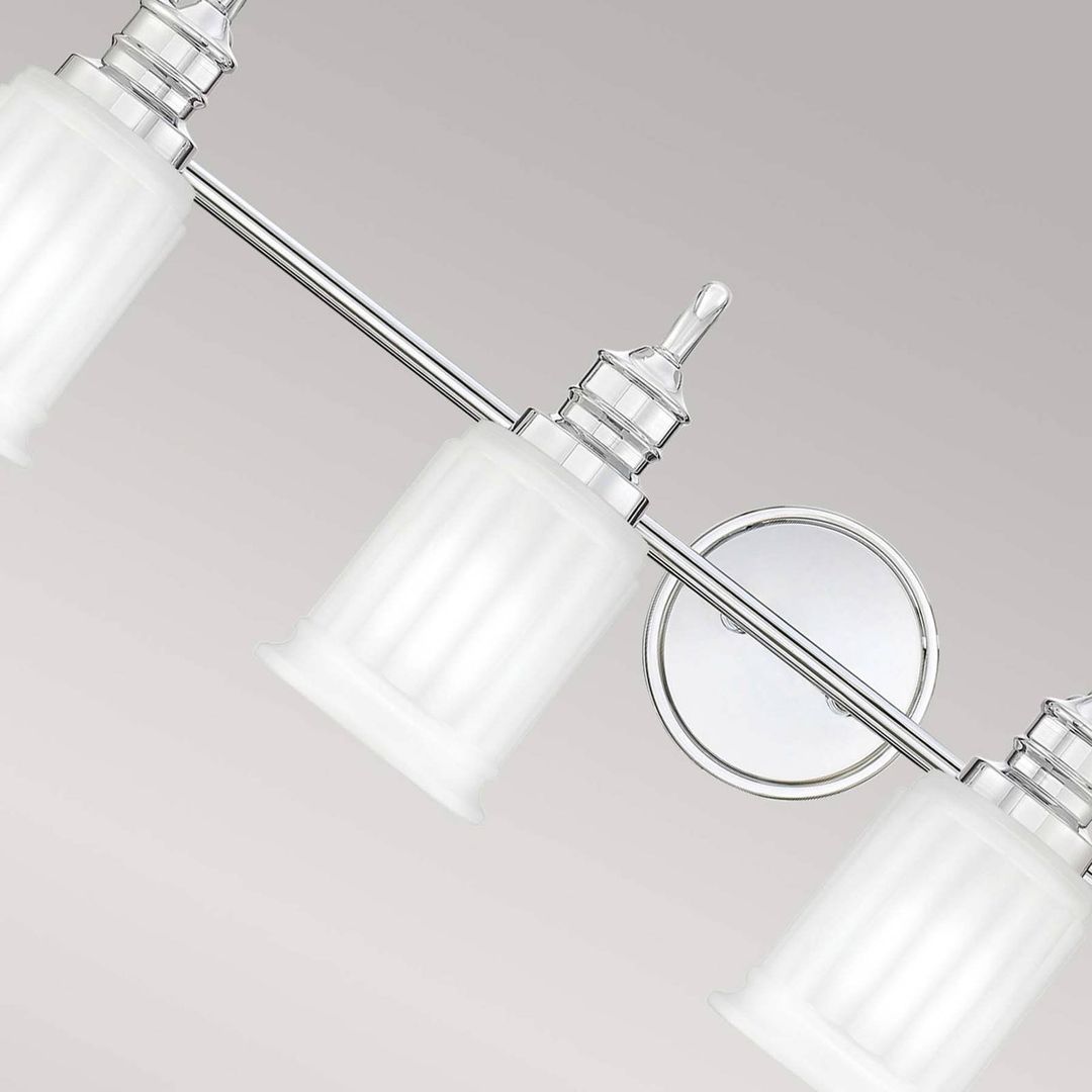QUOIZEL Swell wall light, chrome-coloured, 4-bulb, glass, IP44, G9 - Image 1