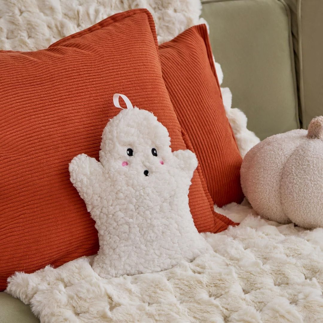 OHS Ghost Microwaveable Hottie - Cream - Image 1