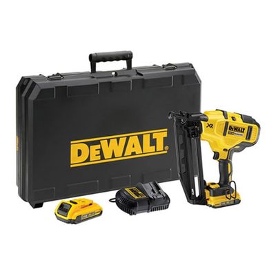Dewalt DCN660D2-GB Dcn660D2 Cordless Xr Brushless Second Fix Nailer 18V 2 X 2.0Ah Li-Ion - Thumbnail 2