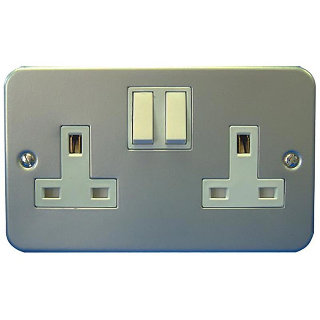 Dencon 4439NB Metal-Clad Switched Socket 2 Gang 13A 4439Nb - Image 1