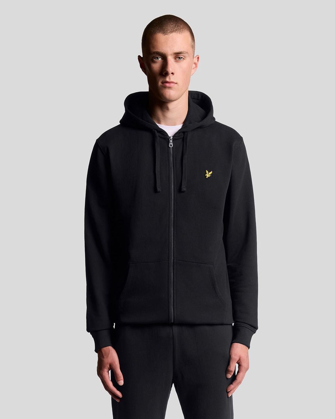 Lyle & Scott Men's Loopback Cotton Fit Full Zip Hoodie in Jet Black - Image 1