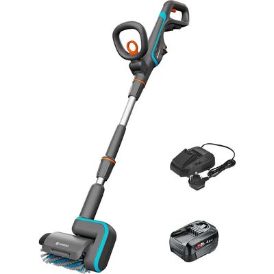 Gardena AQUABRUSH P4A 18v Cordless Patio and Surface Cleaner