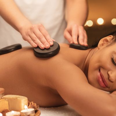 Wellbeing Hot Stone Massage Set With 14 Pieces And Adjustable Heat - Black