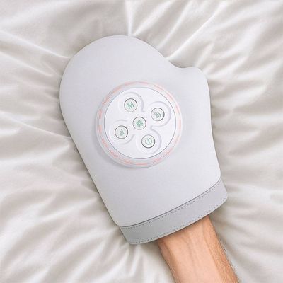 Wellbeing Heated Hand Massager Smart Heat Wrap - White - Thumbnail 2