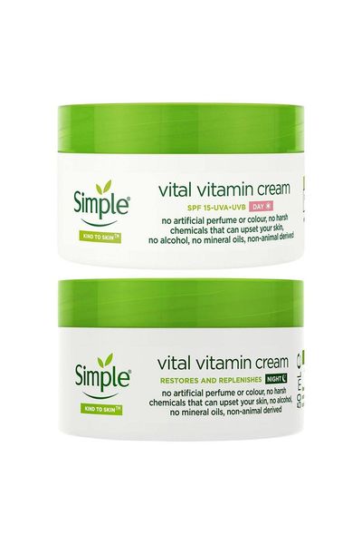 Simple Kind to Skin Face Cream Bundle - Day SPF15 & Night Cream, Hydrating, 50ml - White