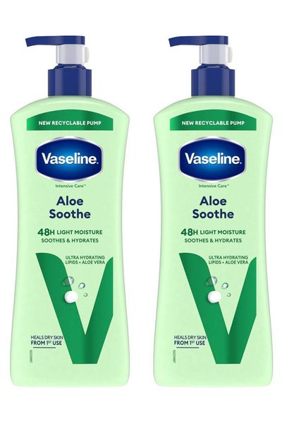 Vaseline Body Lotion Intensive Care Aloe Soothe Soothing Hydration 600ml, 2 Pack - White