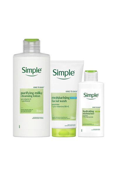 Simple Moisturiser Face Wash & Cleansing Lotion Sensitive Skin Bundle - White