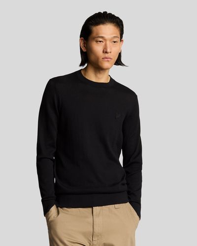 Lyle & Scott Men's Superfine Cotton Crew Neck Jumper in Jet Black - Thumbnail 2